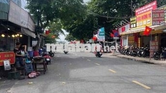 Mặt bằng kinh doanh ngay khu chợ thanh đa sầm uất