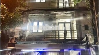 Cho Thuê Nhà Mới 5x25 sẵn máy lạnh khu Tên Lửa