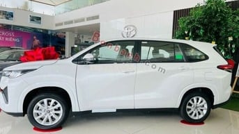 Toyota Innova Cross 2.0 CVT 2025