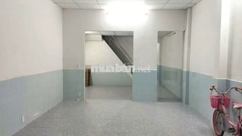 Nhà Sơn sửa sạch 3PN_2WC Hẻm 3,5m