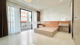 CHDV full nội thất ban công, cửa sổ cực thoáng, tách bếp, bảo vệ 24/7