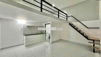 Cho Thuê Phòng Gác Mới 100% Full Nội Thất Ngay Hoàng Hoa Thám Tân Bình