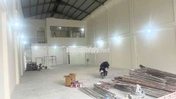 CHO  THUÊ  KHO XƯỞNG  MT (420m2) P. BÌNH HƯNG  HÒA A.  QUẬN  BÌNH  TÂN