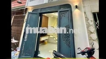 Nhà đẹp giá rẻ , ngay trung tâm 📍3 phòng ngủ , đầy đủ nội thất