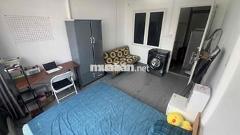 Pass Phòng trọ Q1 trần đình xu, ban công rộng, tách bếp