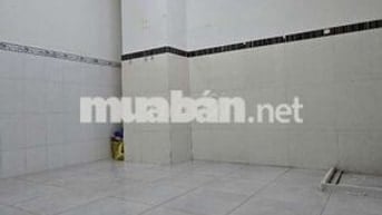 Phòng trọ Tân Phú gần ĐH Văn Hiến Free xe máy, phí dv 2.5tr