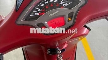 Cần Bán Vespa 2018 Prin đỏ nhám