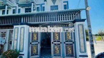 cần bán gấp nhà Bình Chánh Vĩnh Lộc A 1T2L diện tích lớn SHR gần UBND