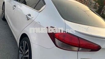 Kia Cerato 2018 1.6 MT - 100000 km