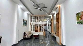Nhà 1 trệt 2 lầu 4p ngủ gần VSIP 1, kế đường 22/12 QL 13, đường 7m