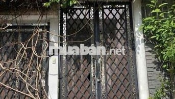 Bán gấp về quê Nhà Bình Chánh 1 TỶ 258 - 1TR/1L - HXH/ gần chợ