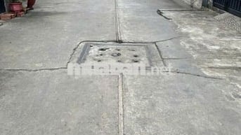 Nhà sổ hồng riêng, hẻm xe hơi HT13 ,Quận 12, Gần chợ , Giá hơn 3 tỷ.
