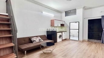 Căn hộ 2PN-1PK full nội thất cực rộng (mới) ở công viên Hoàng Văn Thụ