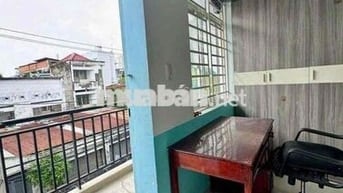 Cho Thuê Phòng Ban Công Gần Đại Học Công Nghiệp