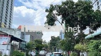 BÁN ĐẤT NGAY CỔNG KÝ TÚC XÁ KHU A LÀNG ĐẠI HỌC DT 114m ĐƯỜNG OTO