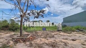 Chủ kẹt tiền cần bán MT Nguyễn Đức Thuận, Phường Hiệp Thành, TDM , BD