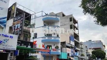 Hẻm xe hơi thông ,Nhà nát chủ yếu bán đất