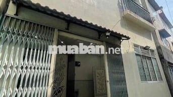 Nhà lầu 2 phòng  2 máy lạnh hẻm CMT8 gần Vincom