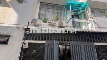 Tôi cần tiền bán gấp nhà. 3p ngủ 3wc. Sổ sẵn. Q8.