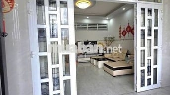 Nhà 94.6m2, 1 trệt 1 lầu, hẻm ô tô, 2 phòng ngủ, cách quốc lộ 30m
