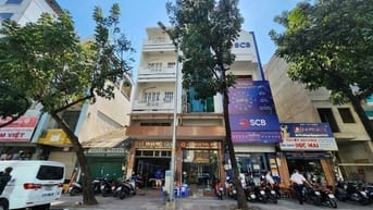 Bán gấp nhà MT Bùi Hữu Nghĩa ngay Chợ Hoà Bình Q5 DT 4 x 21m 24 tỷ TL