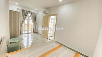 5TR5 GỒM 1PN , 1PHÒNG BẾP, 2BAN CÔNG, GẦN LOTTE, FULL NỘI THẤT CAO CẤP