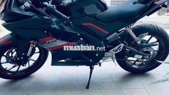 YAMAHA R15 CẦN BAY CHO AE