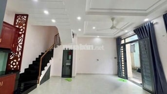 BÁN NHÀ HẺM VF3 2MT - NGANG 6,5M- 4PN-5WC - HDT 35TR-GIÁ 8TỶ2 TL 4TANG