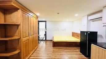 CĂN HỘ FULL NỘI THẤT CỬA SỔ TRỜI 30m2 - Thang Máy