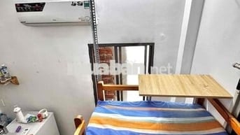 1tr3/1ng ngay trung tân ngã tư hàng xanh Bình Thạnh