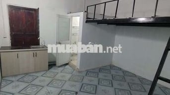 Cho thuê phòng trọ giá rẻ đi bộ qua UTH chỉ 3p ngay Ung Văn Khiêm