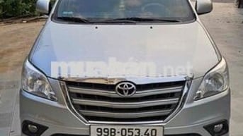 Toyota Innova 2014 2.0G - 10000 km