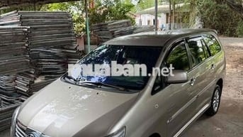 Toyota Innova 2013 2.0G - 193000 km