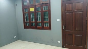 Cho thuê nhà riêng, 4 tầng, giao thông đi lại thuận tiên
