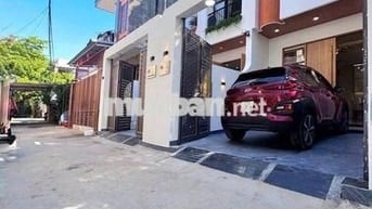 Nhà mới 3 mê Tôn Đức Thắng  gần ĐH Sư Phạm | Có gara ô tô