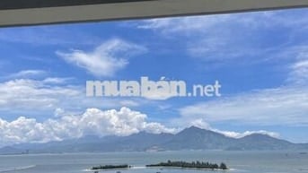 Căn hộ view trực diện biển 120m2 có sẵn nội thất tầng cao cần Bán