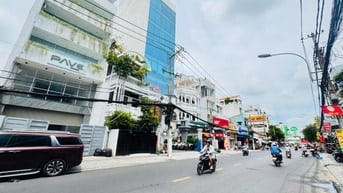 Bán gấp tòa nhà văn phòng mặt tiền Bình Thạnh – 9 tầng, thu nhập 250tr