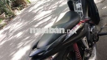Bán xe ít đi hơi trầy xí mà máy còn ngon