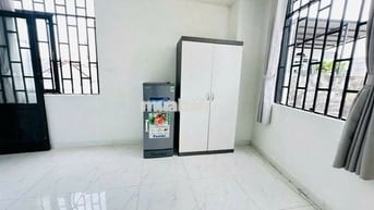 Nhà nhiều phòng đang cho thuê căn hộ DV – Khu Xóm Chiếu, Q.4