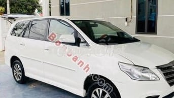 Toyota Innova 2.0E 2016