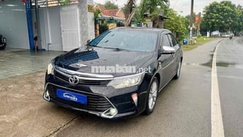 Toyota Camry 2019 2.5Q - 44000 km mới tinh
