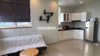 cho thuê căn hộ 1 phòng ngủ sát biển, Full nội thất, dọn vào ở ngay