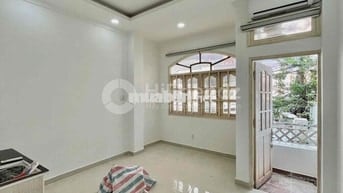 Cho thuê phòng mới ban công cửa sổ gần đại học UFM - TDTU - Q7