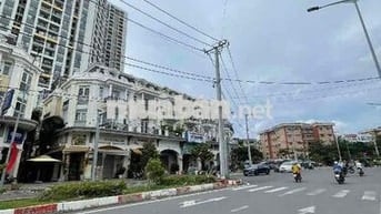 Nhà Mặt Phố - Trung Tâm quận 8 - 77m2 - nội thất full - chỉ 4ty9