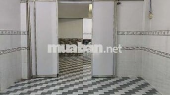 Cho thuê nhà nguyên căn mặt tiền hẻm 1 sẹt hẻm thông có thể kinh doanh