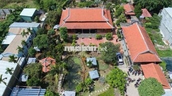 Bán biệt thự nhà gỗ mặt tiền đường Dương Công Khi