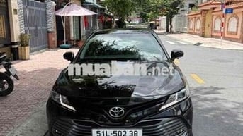 Toyota Camry 2.0 G đời cuối 2021