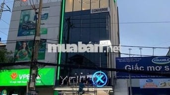 Cho thuê nguyên căn mặt bằng kinh doanh mặt tiền CMT8, diện tích lớn.