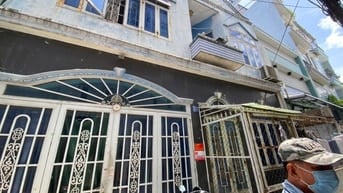 Bán nhà Ngang 8m gần MT khu dân cư không QH Tôn Thất Thuyết P3 Q4