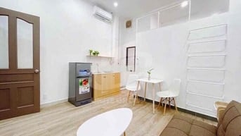 CHÍNH CHỦ CHO THUÊ CHDV GÁC CAO 2Mét NGAY ĐH VĂN LANG Ở 3-4 NGƯỜI
